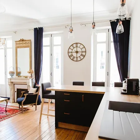 Saint André - Elegant, Central&quiet Apartamento