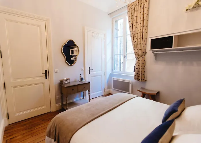 Saint Andre - Elegant, And Quiet Apartment *