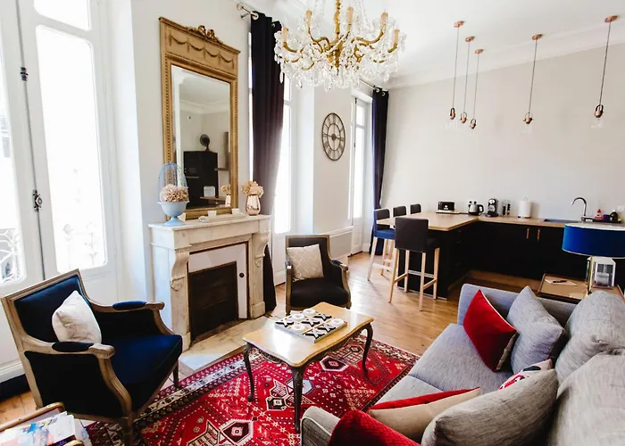 Saint Andre - Elegant, And Quiet *